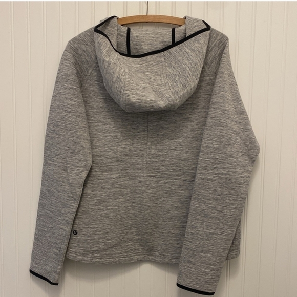 Lululemon City Bound Hoodie - Size 10 - Light Grey - Picture 10 of 12